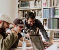 Pierwsze dni w pracy IT jako Junior Java Developer - rekrutacja, onboarding, sprzęt