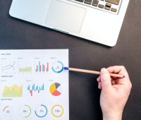 Ile procentowo czasu programista poświęca na pisanie kodu? - omówienie ankiety i jej wyników - Mentor Junior Java Developer